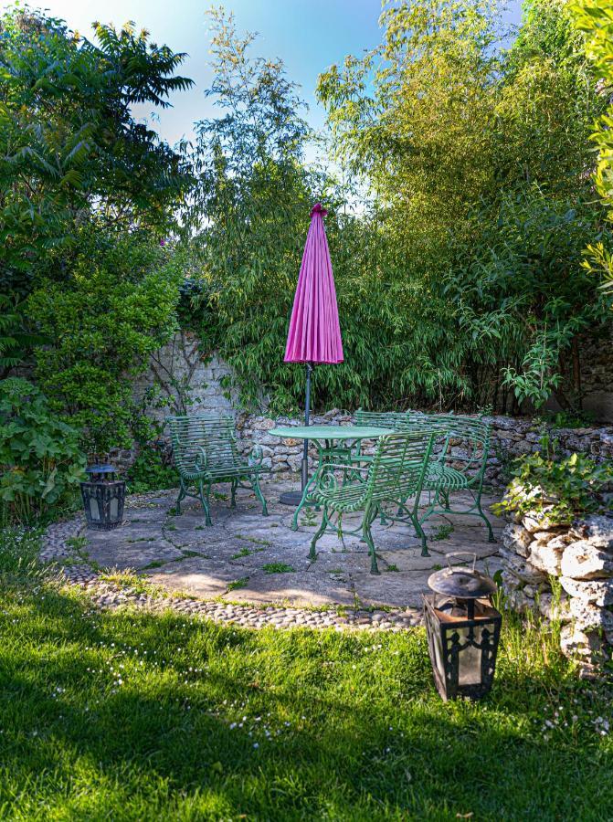 Le Clos Tellier Mareil-Marly Exterior foto