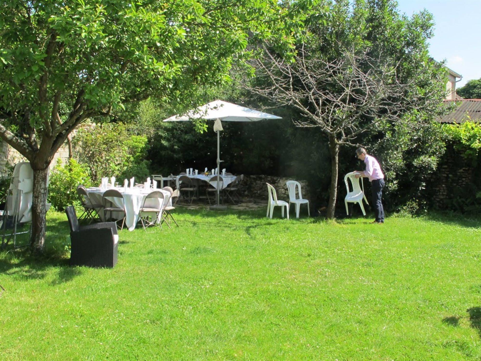 Le Clos Tellier Mareil-Marly Exterior foto